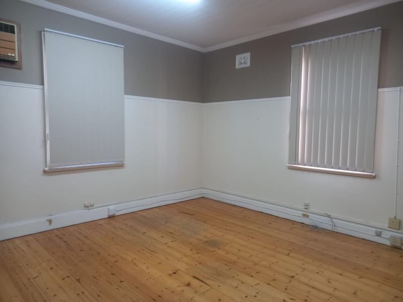 To Let commercial Property for Rent in Port Elizabeth Central Eastern Cape